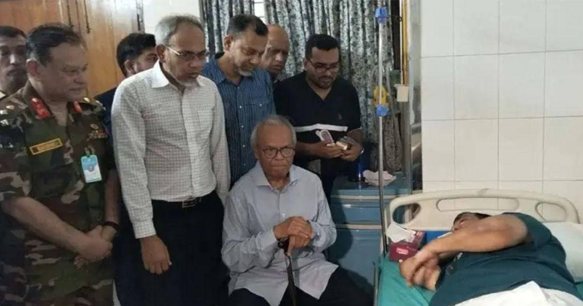 হাসপাতালে ভর্তি দুই মন্ত্রী, খোঁজ নিলেন রিজভী ও জাহিদ