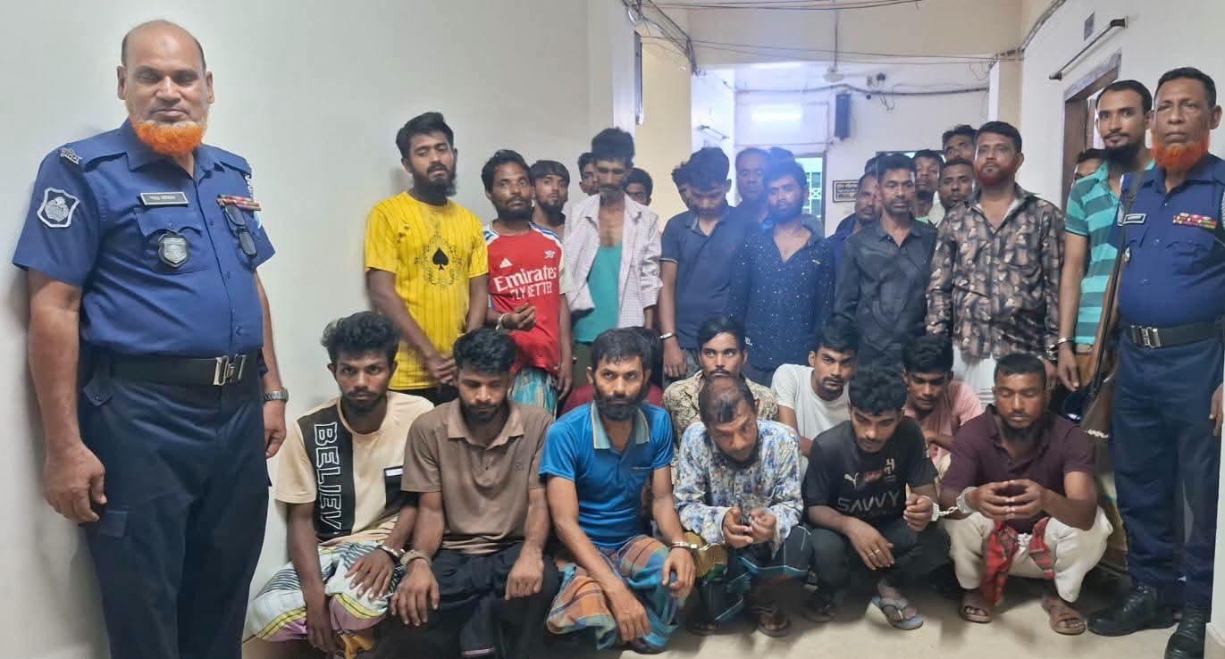 নারায়ণগঞ্জে মাদকবিরোধী অভিযানে গ্রেপ্তার ৭১